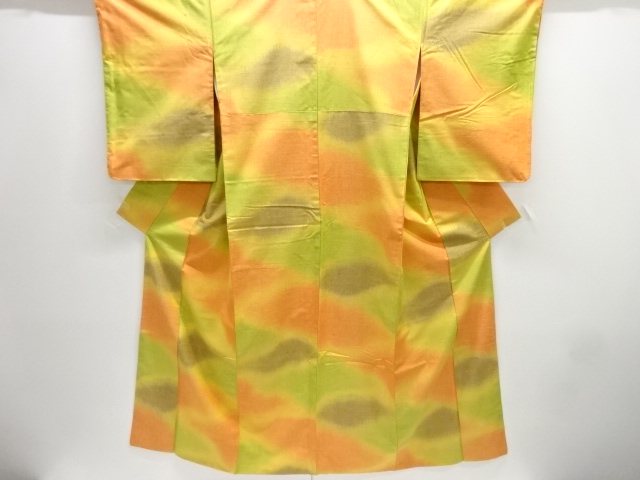 暈し柄織り出し手織り紬着物